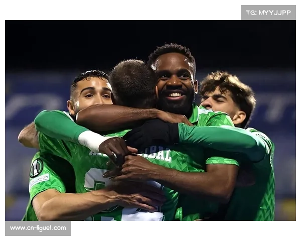 贝蒂斯主帅佩莱格里尼谈控球体系，承认锋线巴坎布老化